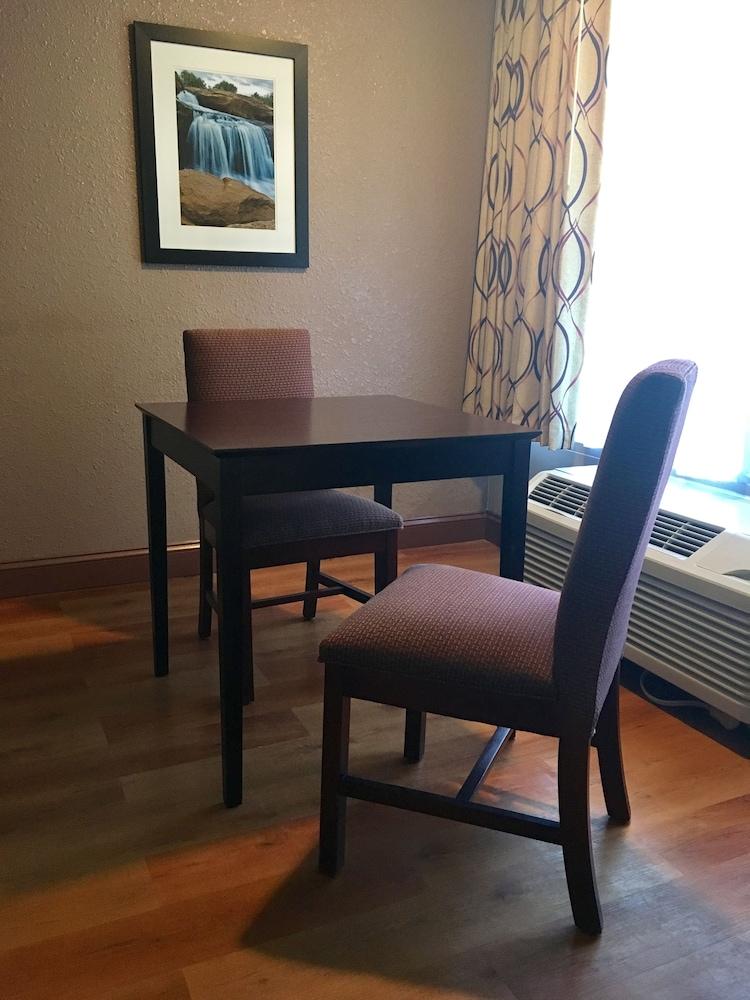 Best Western Greenville Airport Extérieur photo