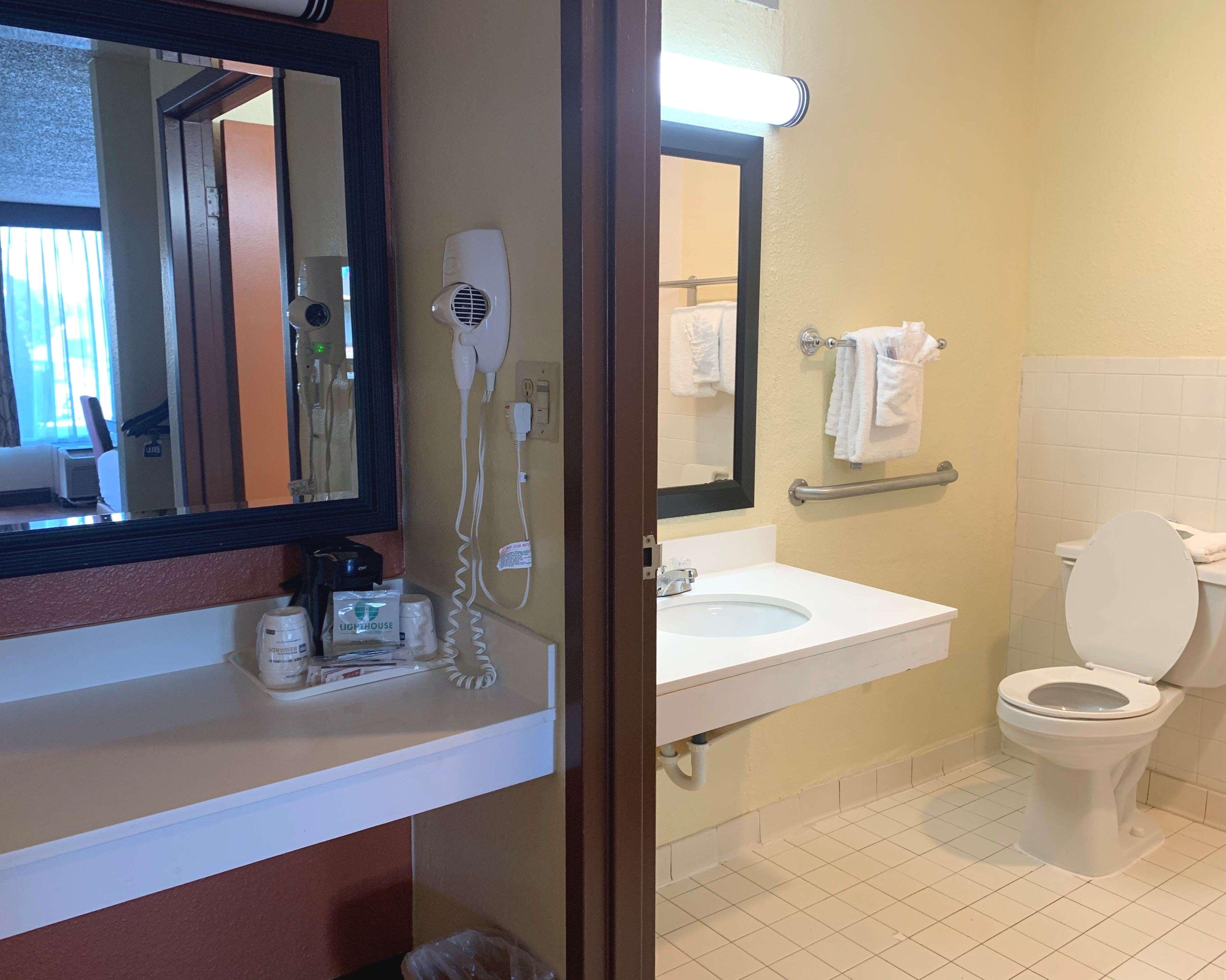 Best Western Greenville Airport Extérieur photo